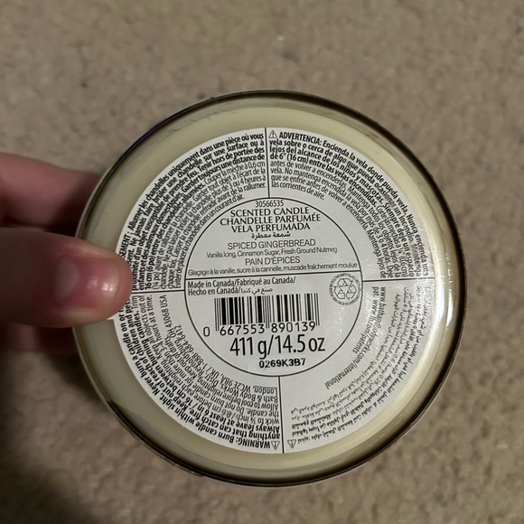 NEW Bath and Body Works Spiced Gingerbread 3-Wick Candle - Picture 2 of 4